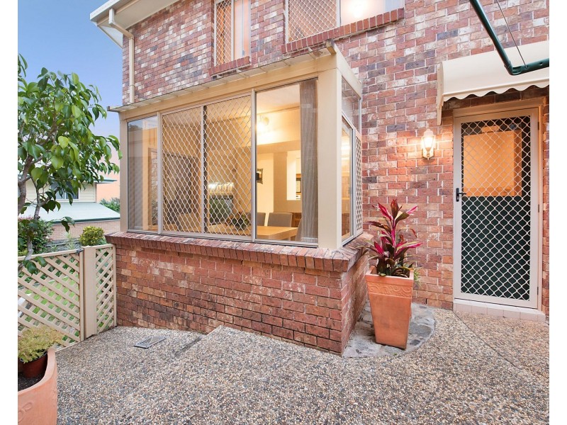 1/1 Barnes Drive, Buderim QLD 4556