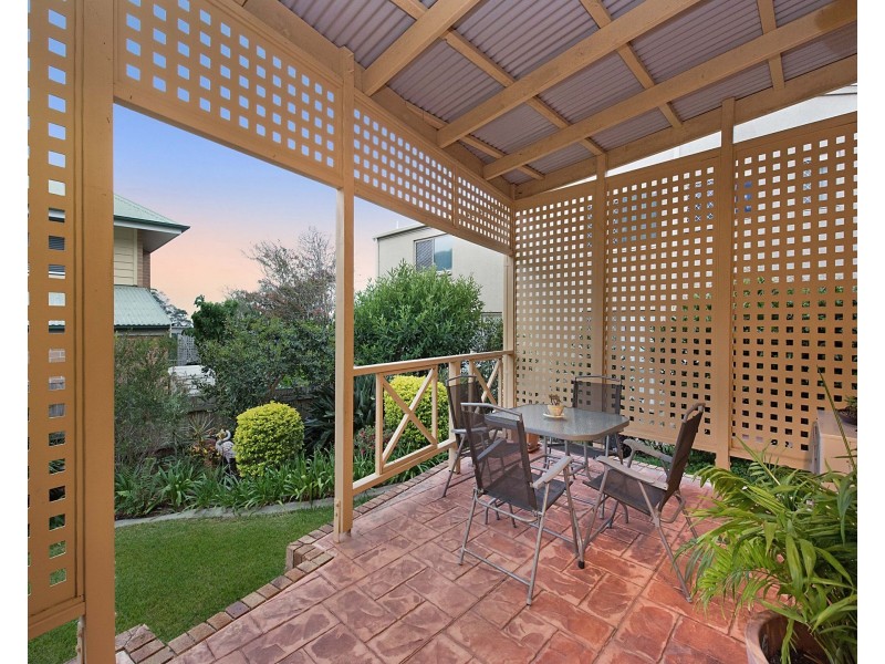 1/1 Barnes Drive, Buderim QLD 4556