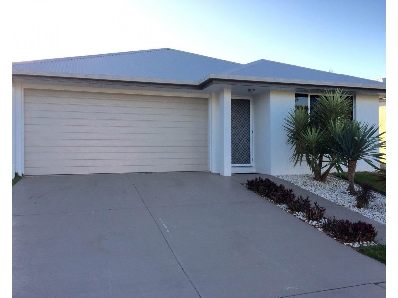 5 Forest Grove Crescent, Sippy Downs QLD 4556