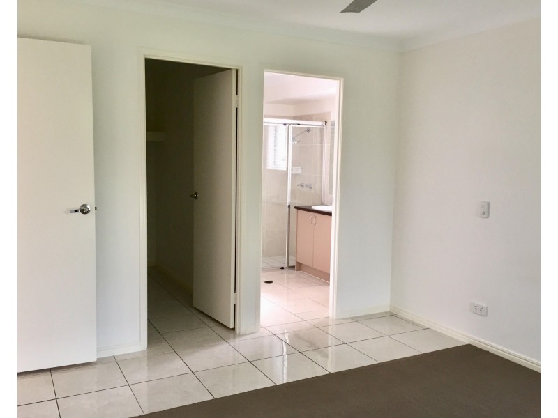 5 Forest Grove Crescent, Sippy Downs QLD 4556