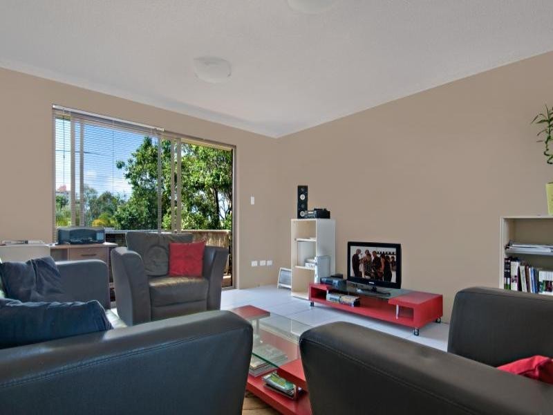 4/31 Goonawarra Drive, Mooloolaba QLD 4557