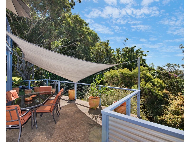 1 Falcon Court, Mapleton QLD 4560