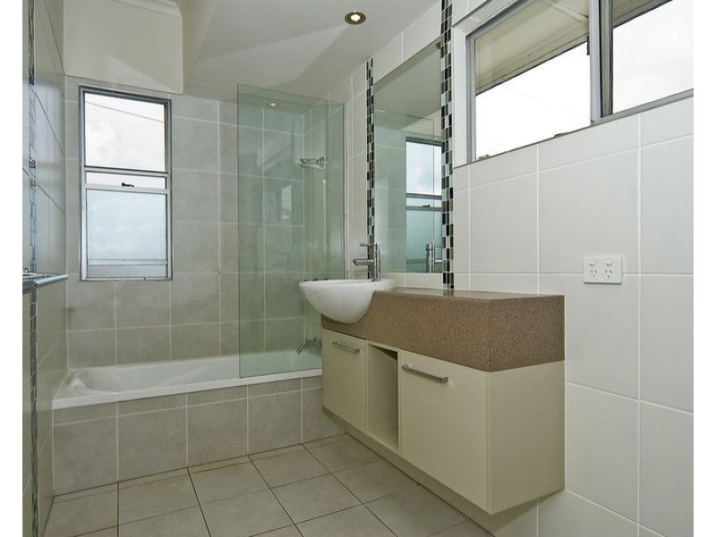 6 Ferguson Avenue, Buderim QLD 4556