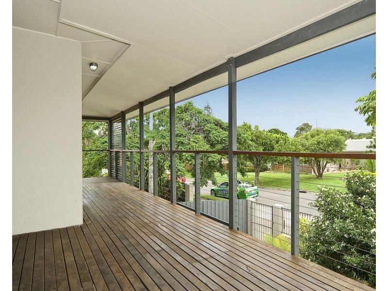 1 and 2/6 Ferguson Avenue, Buderim QLD 4556