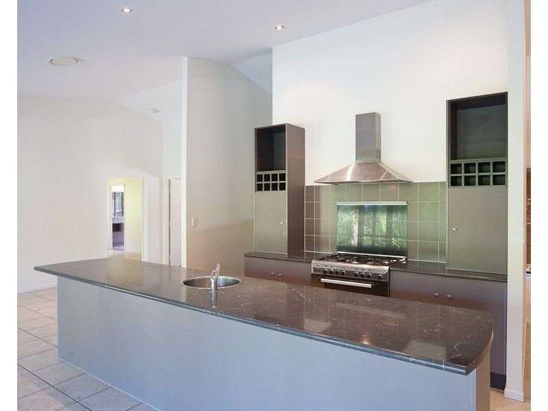 27 Toulambi Drive, Buderim QLD 4556