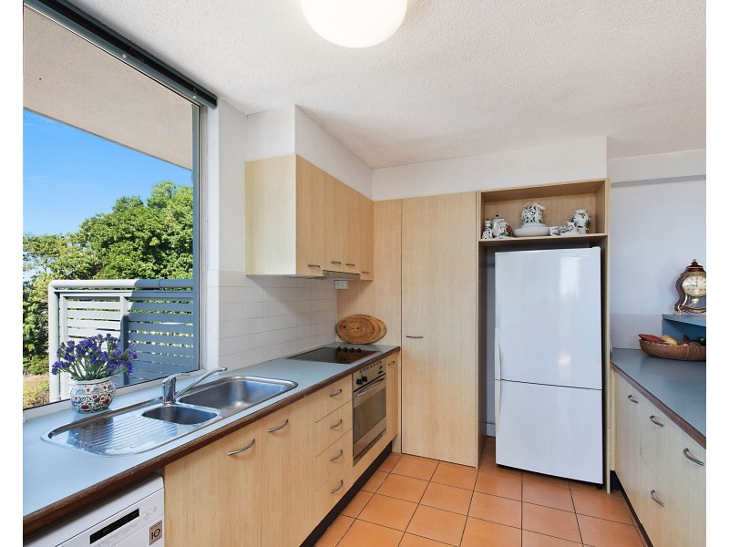 2/12 St. Martins Terrace, Buderim QLD 4556