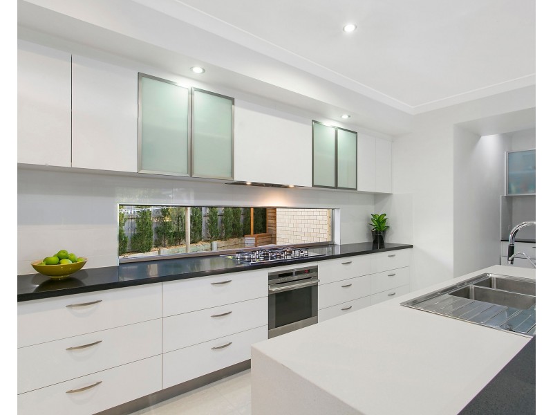 56 Eckersley Avenue, Buderim QLD 4556