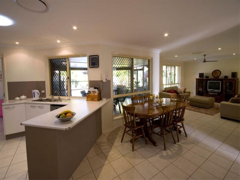 6 Araluen Close, Mountain Creek QLD 4557