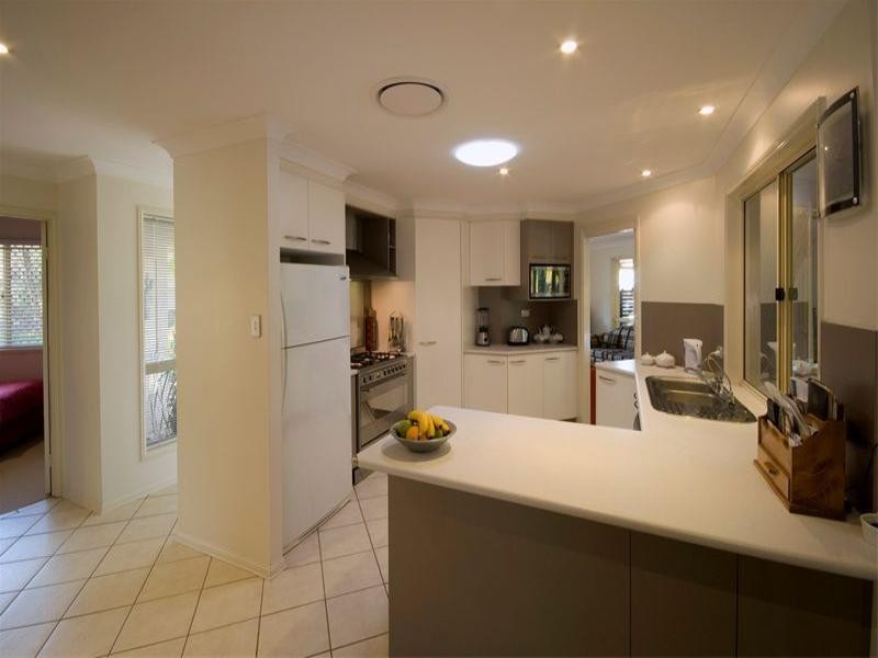 6 Araluen Close, Mountain Creek QLD 4557