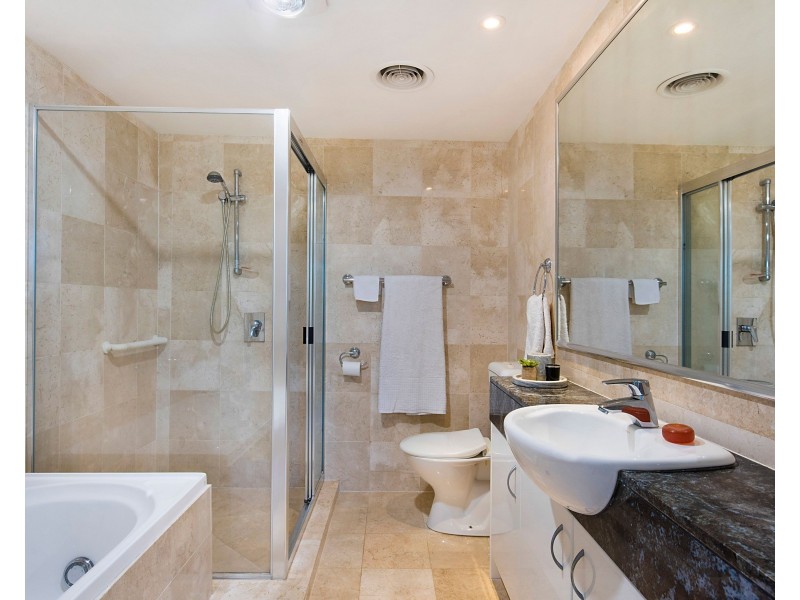 4/143 Burnett Street, Buderim QLD 4556