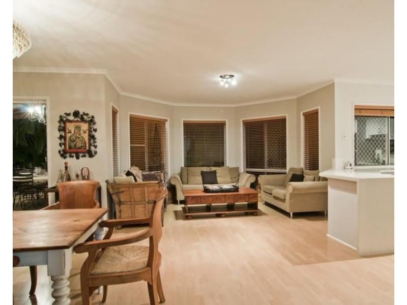 1 Barrier Close, Buderim QLD 4556