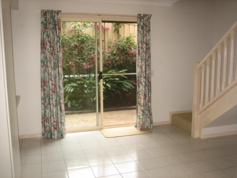 2/49 King Street, Buderim QLD 4556