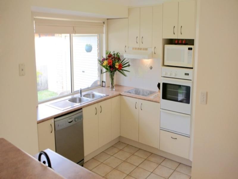 22 Oxford Close, Sippy Downs QLD 4556