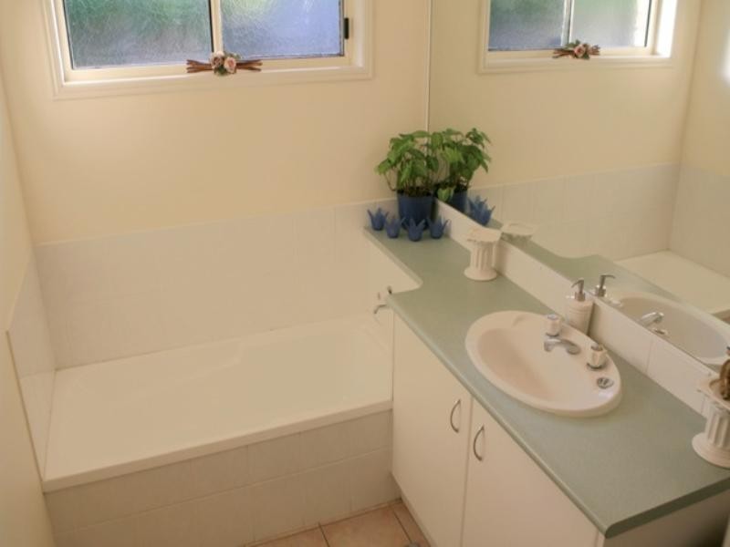 22 Oxford Close, Sippy Downs QLD 4556