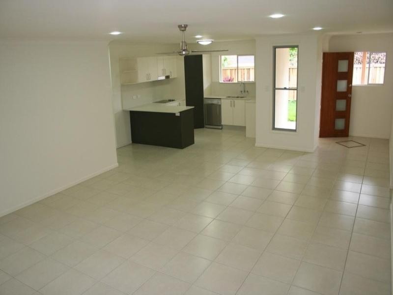 1/11 Allamanda Avenue, Buderim QLD 4556