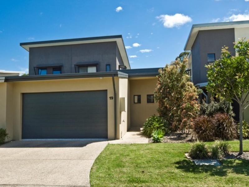 19 Lakehead Drive, Sippy Downs QLD 4556