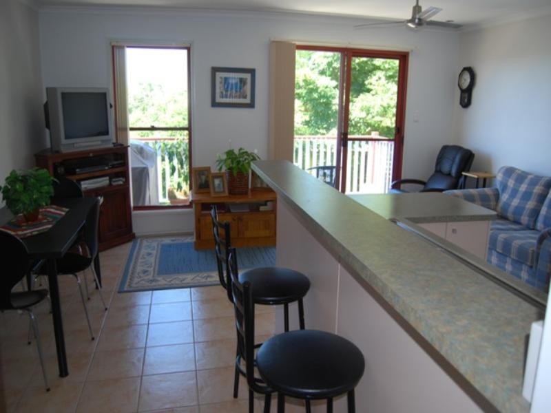 4/5 Barnes Drive, Buderim QLD 4556