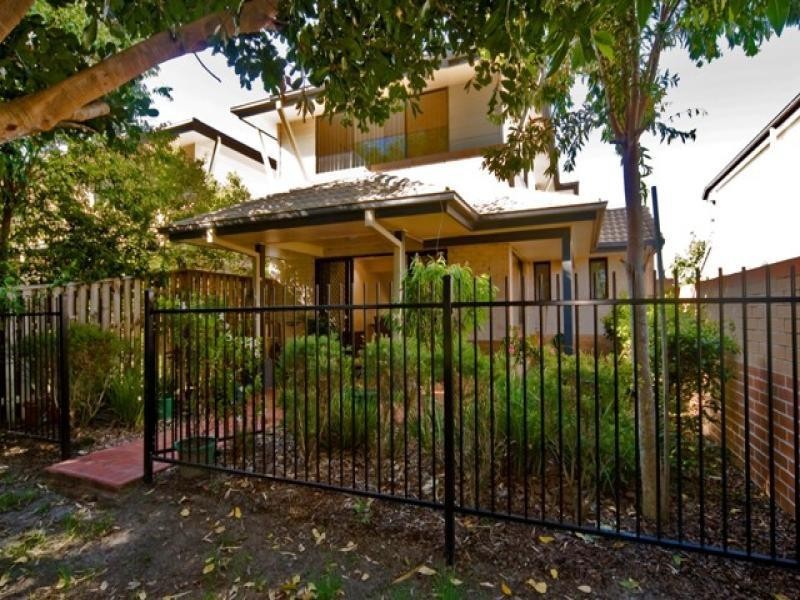 2 Springhill Drive, Sippy Downs QLD 4556