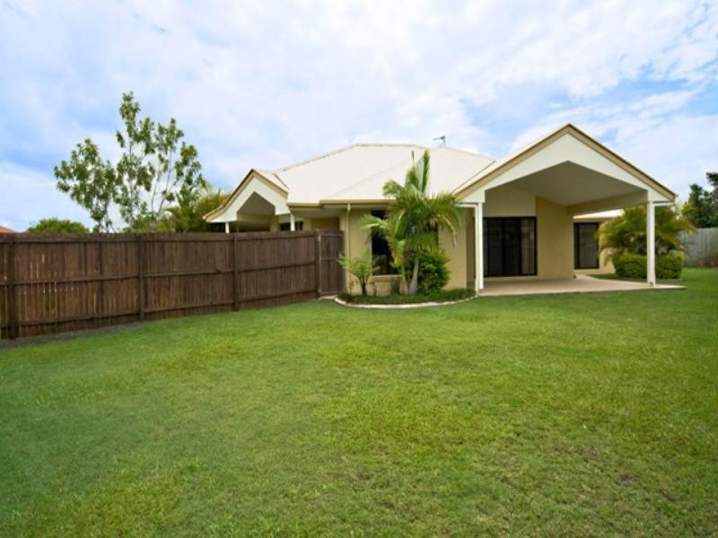 20 Sandleigh Crescent, Sippy Downs QLD 4556