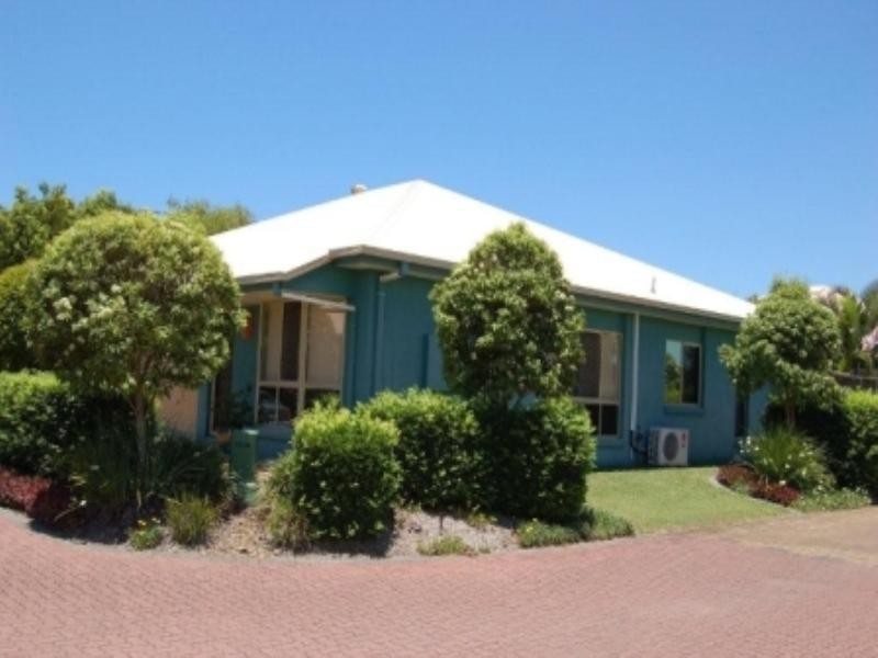 165/40 Lakeside Crescent, Currimundi QLD 4551