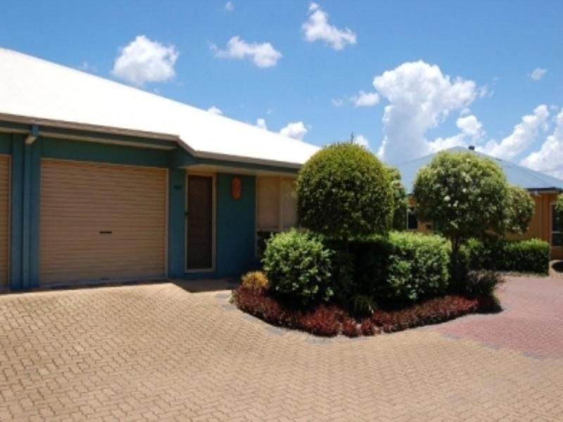 165/40 Lakeside Crescent, Currimundi QLD 4551