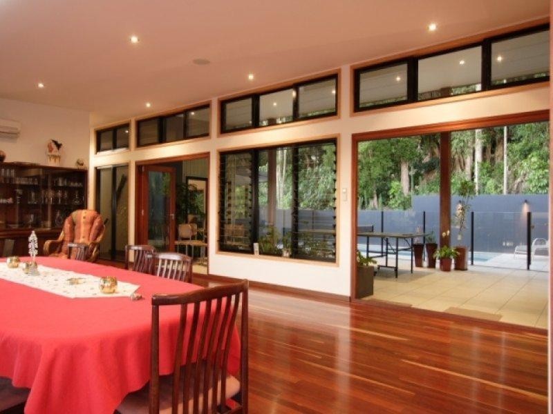 6 Village Place, Buderim QLD 4556