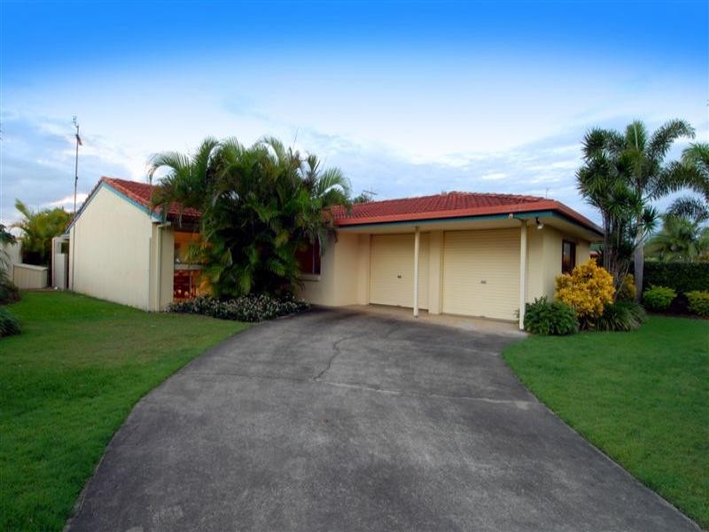 5 Adelong Crescent, Buddina QLD 4575