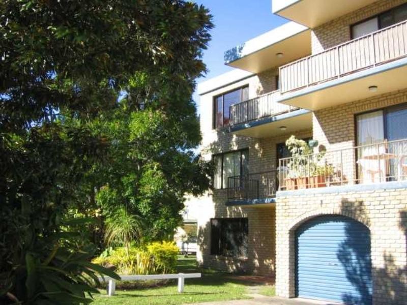 4/31 Goonawarra Drive, Mooloolaba QLD 4557