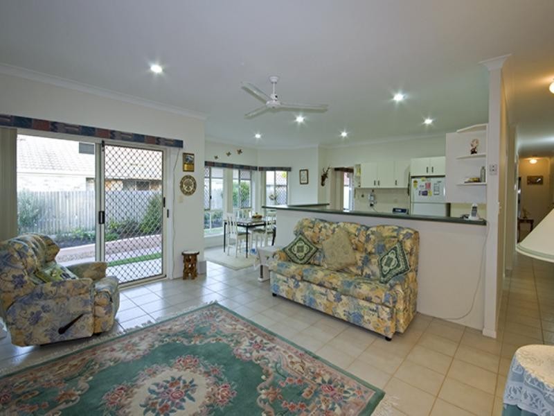 1 Sunburst Court, Mountain Creek QLD 4557