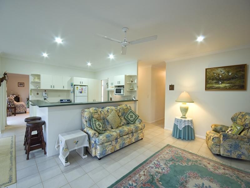 1 Sunburst Court, Mountain Creek QLD 4557