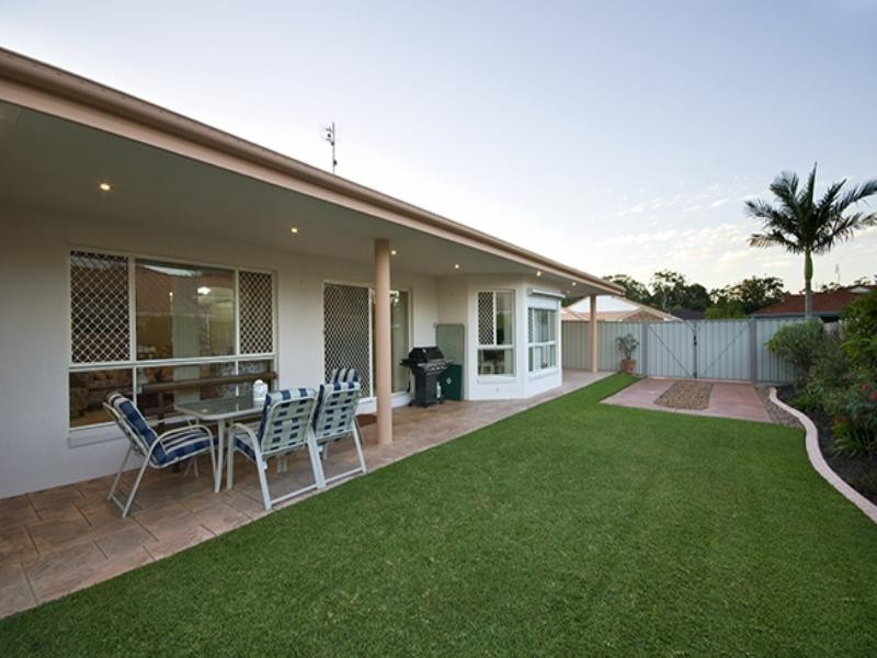 1 Sunburst Court, Mountain Creek QLD 4557