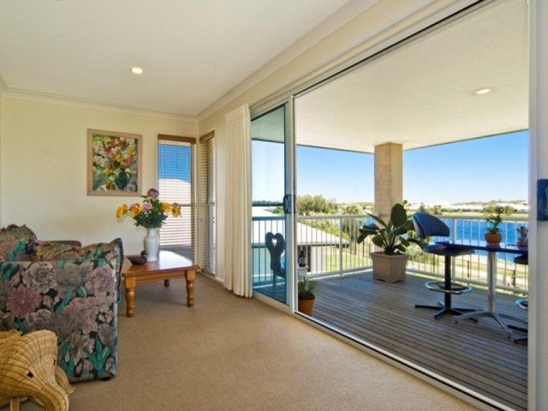 82 Albany Street, Sippy Downs QLD 4556