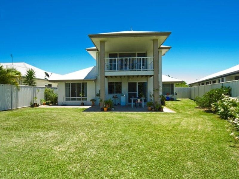 82 Albany Street, Sippy Downs QLD 4556