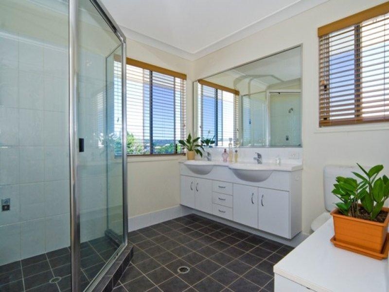 82 Albany Street, Sippy Downs QLD 4556