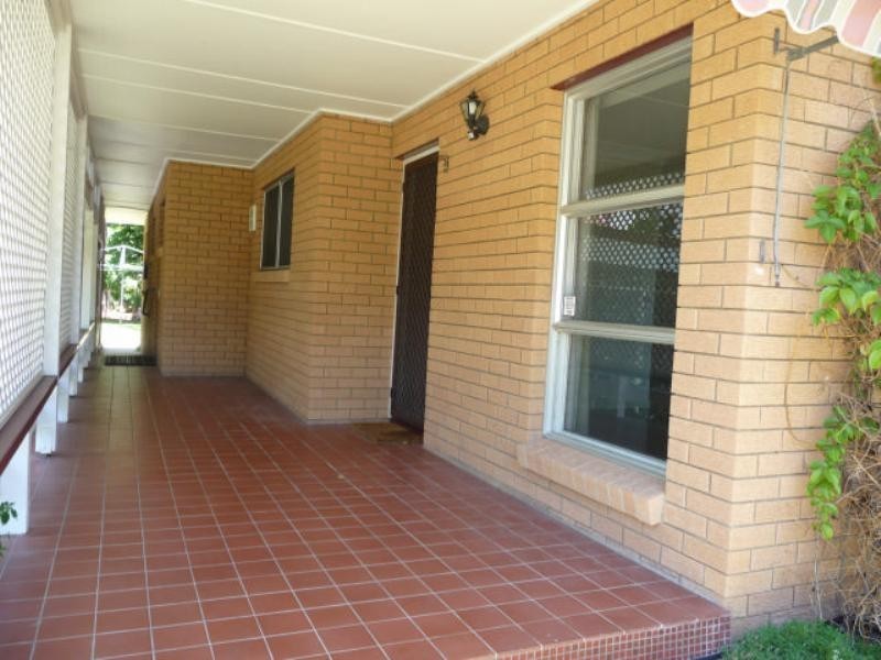 17 Broadwater Avenue, Maroochydore QLD 4558