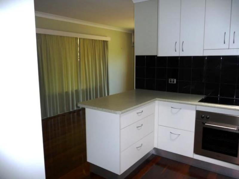 17 Broadwater Avenue, Maroochydore QLD 4558