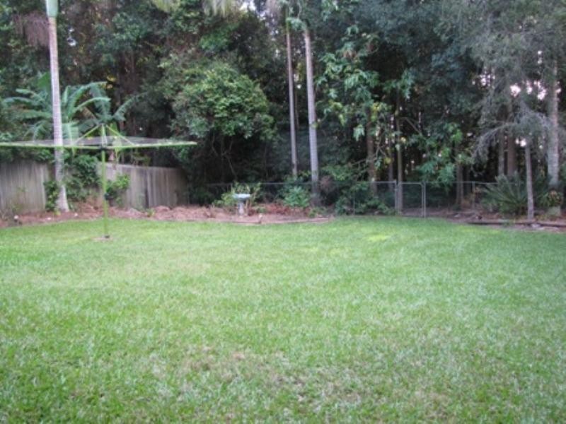 13 Martins Drive, Kuluin QLD 4558