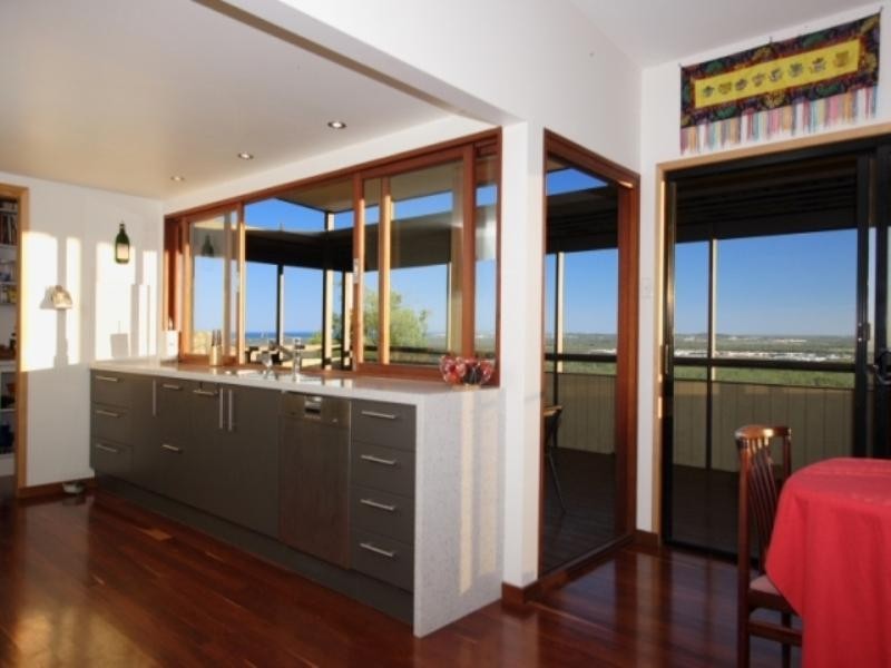 6 Village Place, Buderim QLD 4556