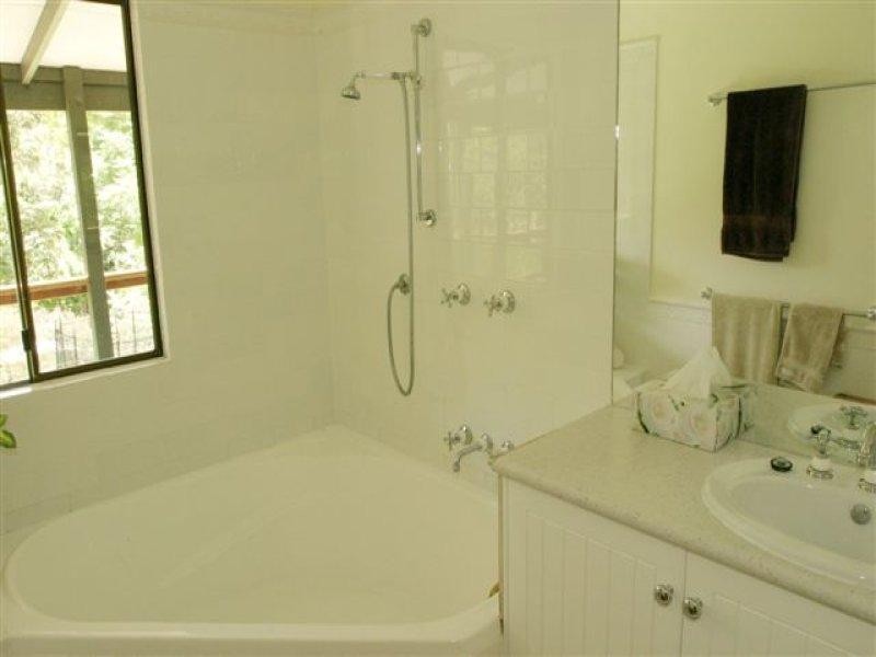 36 Edwin Road, Buderim QLD 4556