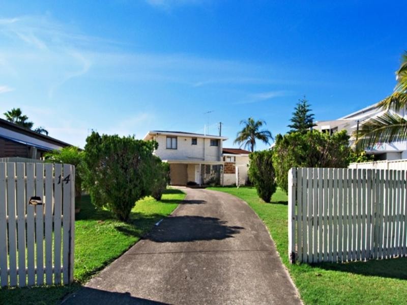 14 Coorumbong Close, Mooloolaba QLD 4557