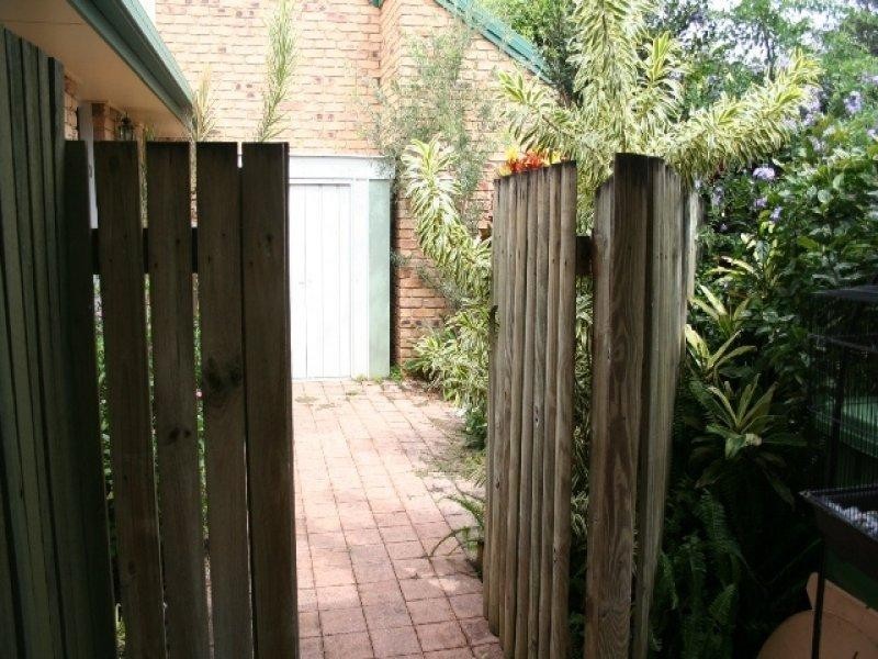 4/12A Gloucester Road, Buderim QLD 4556