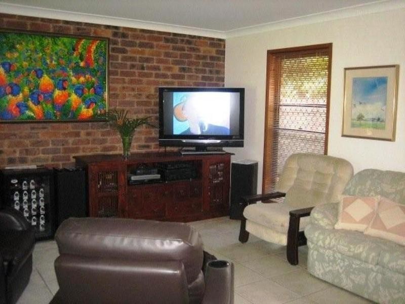 5 Poplar Place, Mooloolaba QLD 4557