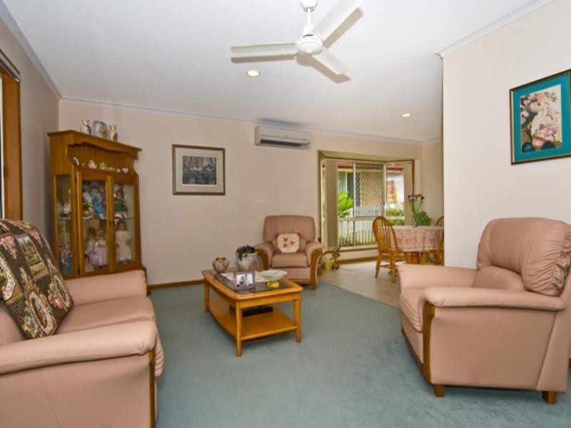 18 Kolora Place, Palmwoods QLD 4555