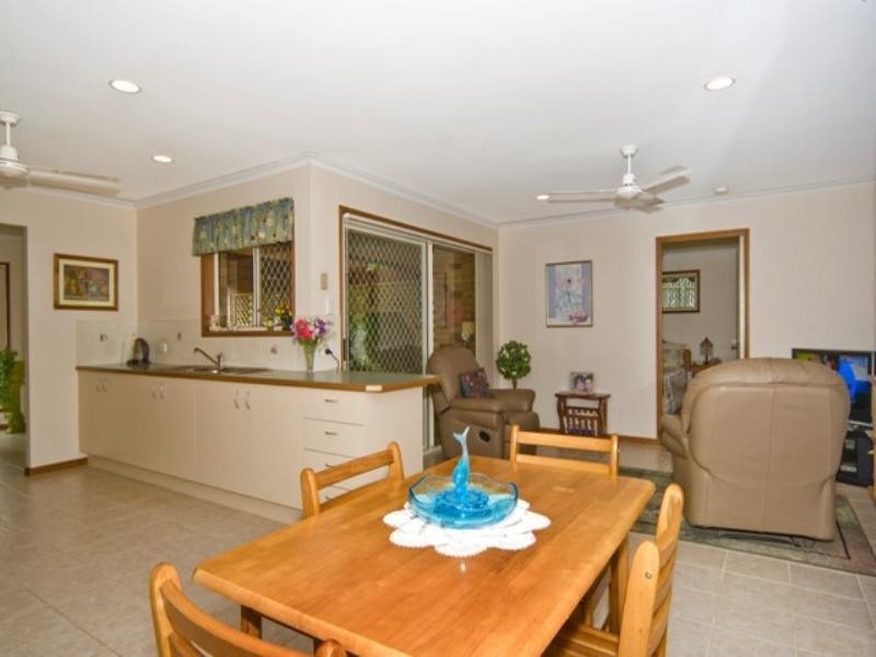 18 Kolora Place, Palmwoods QLD 4555