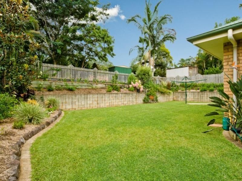 18 Kolora Place, Palmwoods QLD 4555