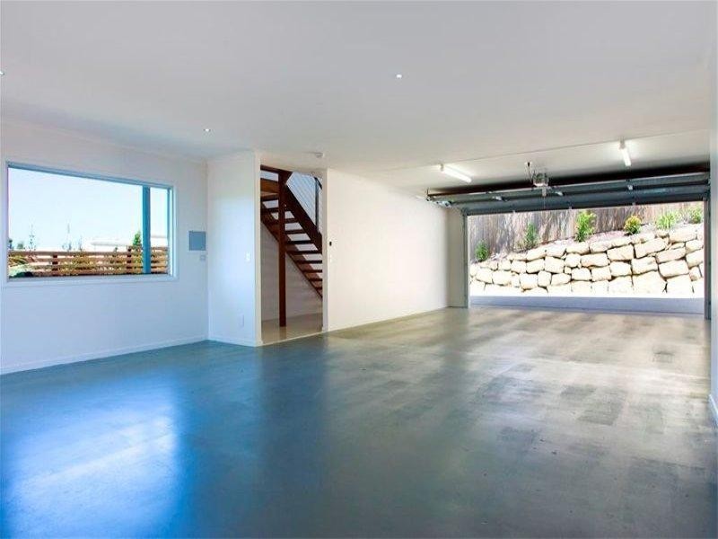 71 Southern Cross Parade, Sunrise Beach QLD 4567