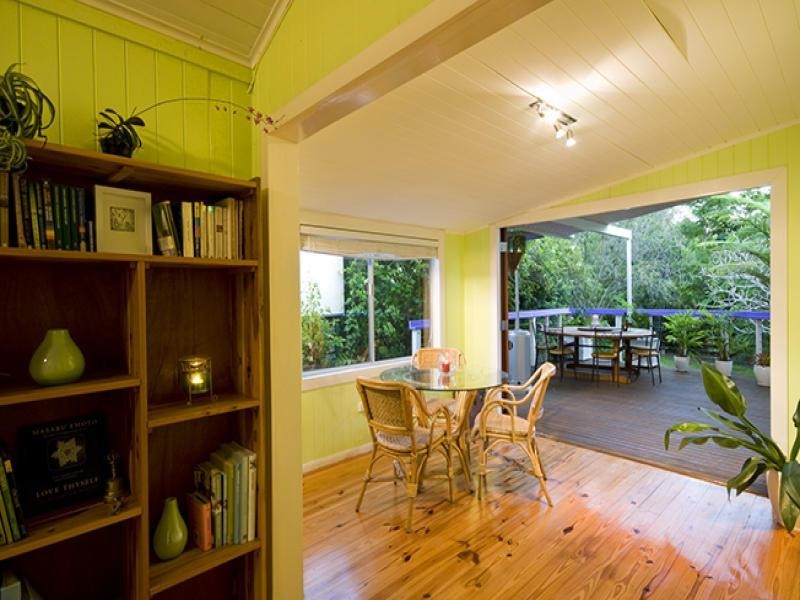 16 Chevallum Road, Palmwoods QLD 4555