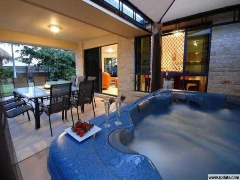 8 Braemar Road, Buderim QLD 4556