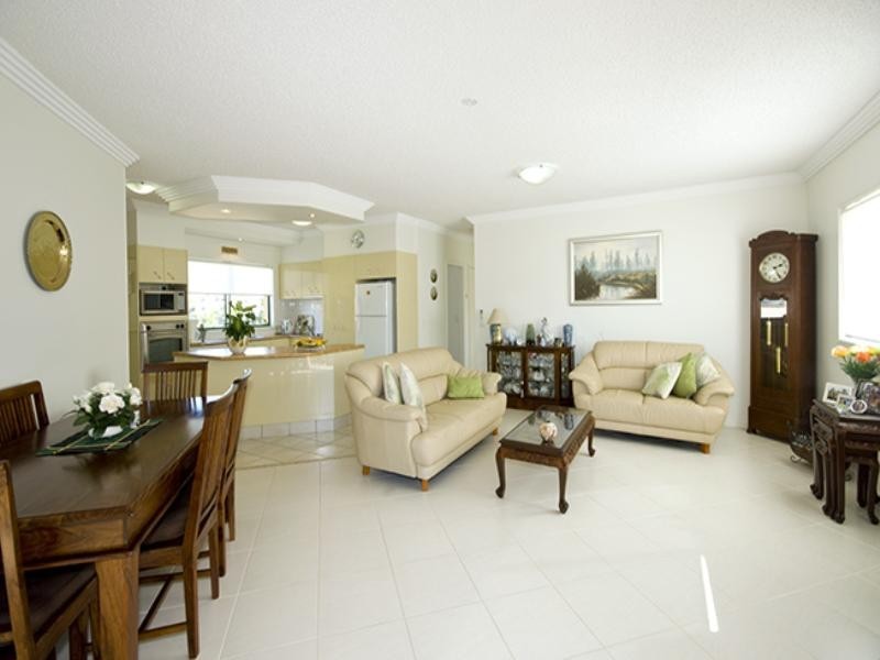 4/33 Sixth Avenue, Maroochydore QLD 4558