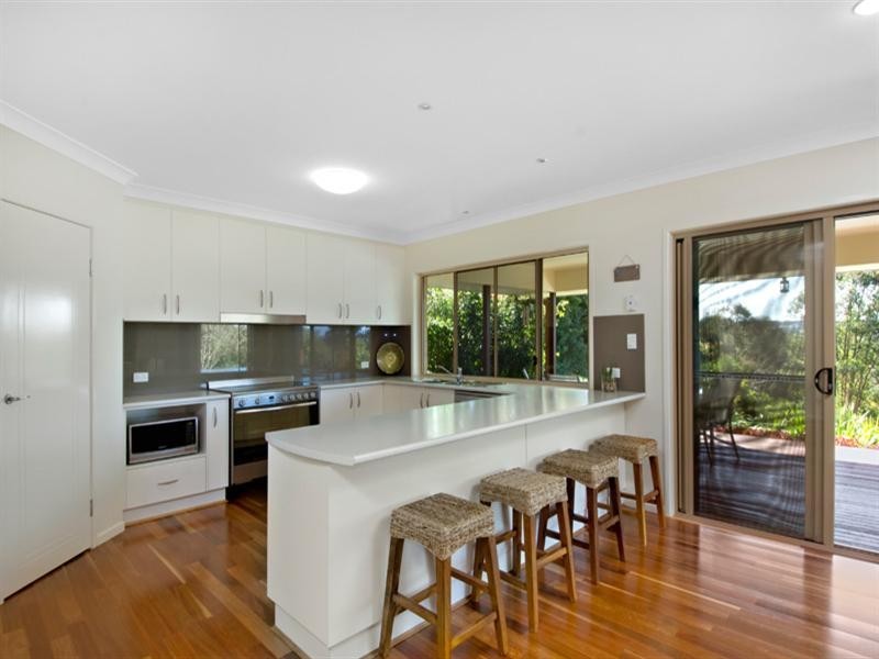 1 Towen View Court, Towen Mountain QLD 4560